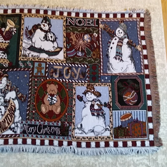 Goodwin Weavers Edith Collection Holiday Fringe Throw Blanket 48.5 x 58 - Picture 7 of 13